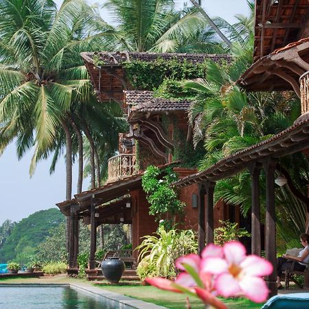 Ahilya By The Sea Hotel Nerul  ภายนอก รูปภาพ
