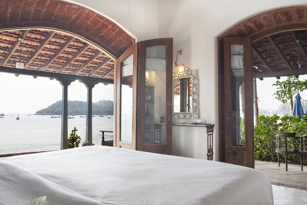 Ahilya By The Sea Hotel Nerul  ภายนอก รูปภาพ