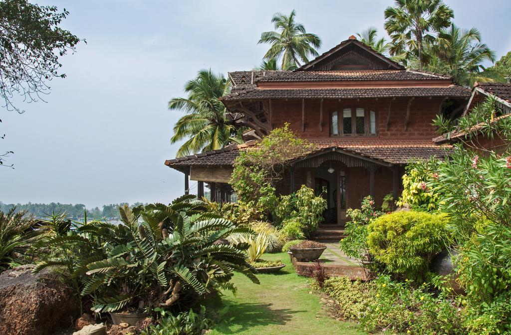 Ahilya By The Sea Hotel Nerul  ภายนอก รูปภาพ