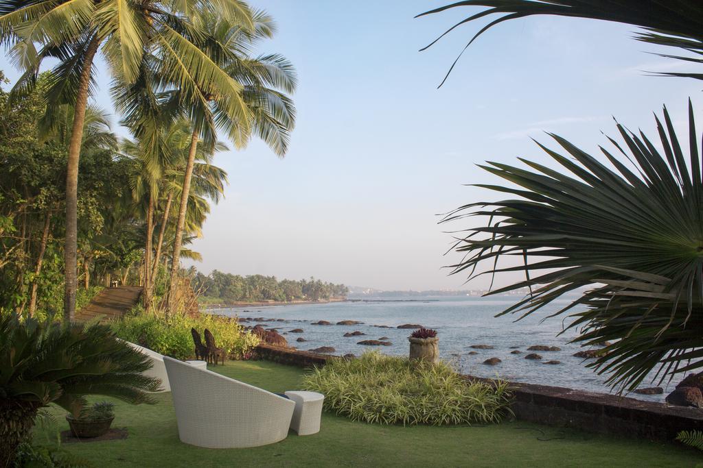 Ahilya By The Sea Hotel Nerul  ภายนอก รูปภาพ