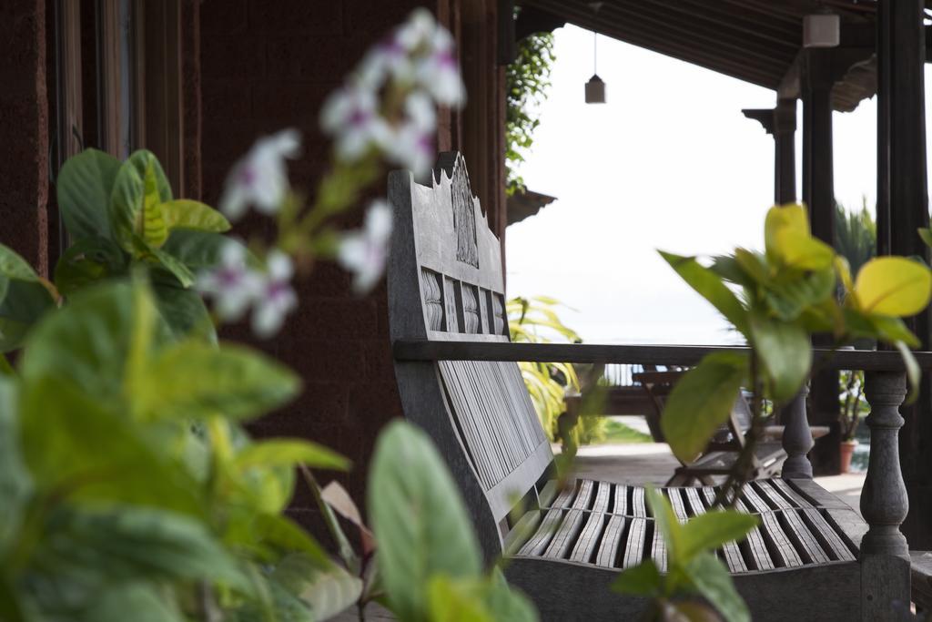 Ahilya By The Sea Hotel Nerul  ภายนอก รูปภาพ