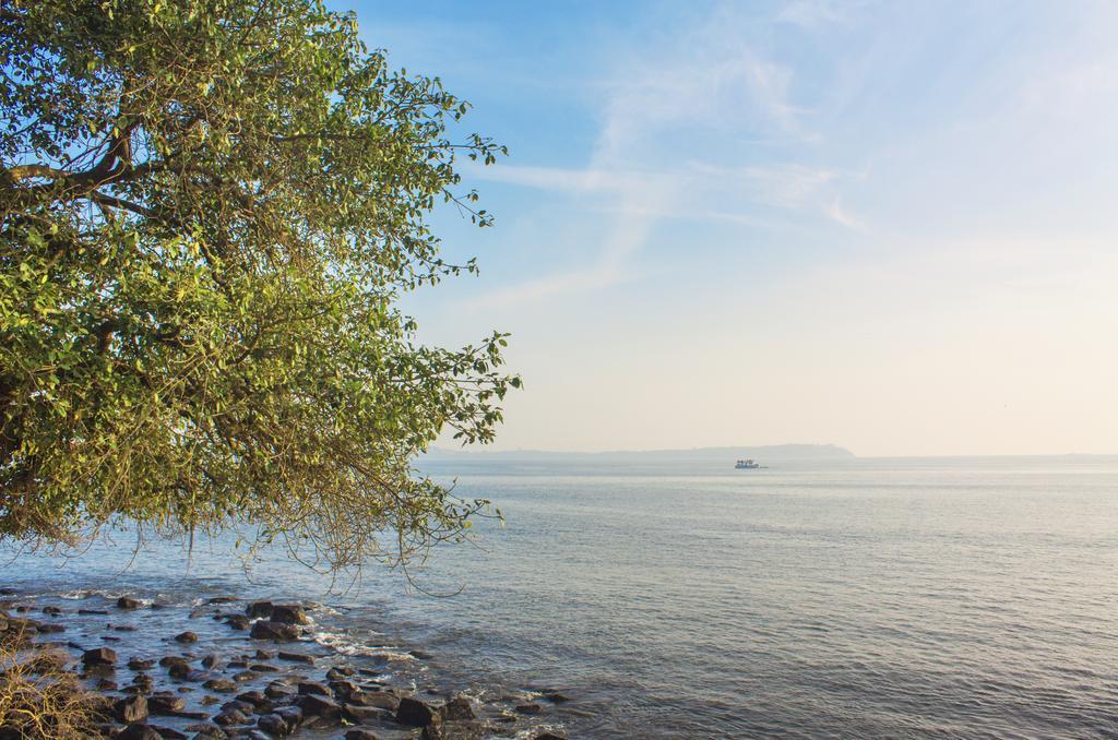Ahilya By The Sea Hotel Nerul  ภายนอก รูปภาพ